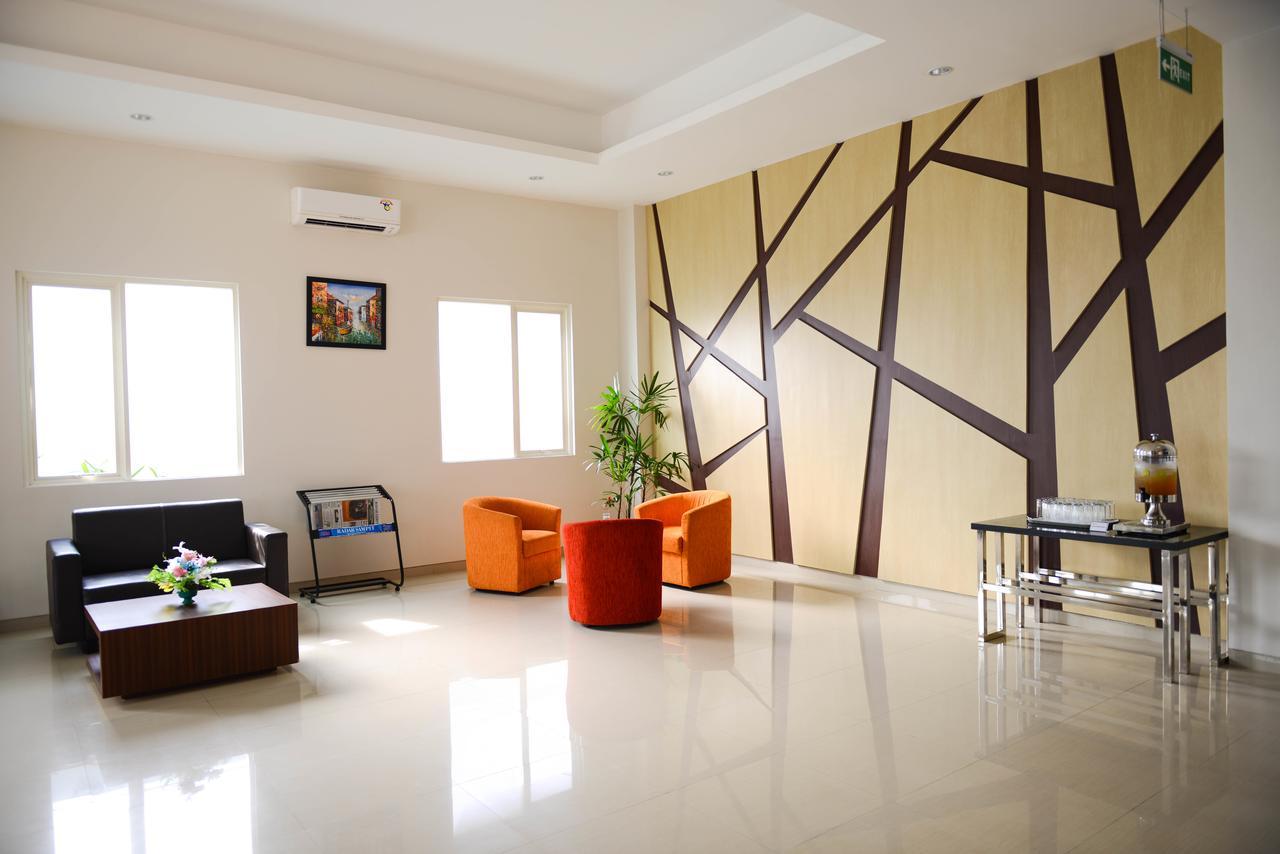 Midtown Xpress Sampit - Kalimantan Tengah Extérieur photo