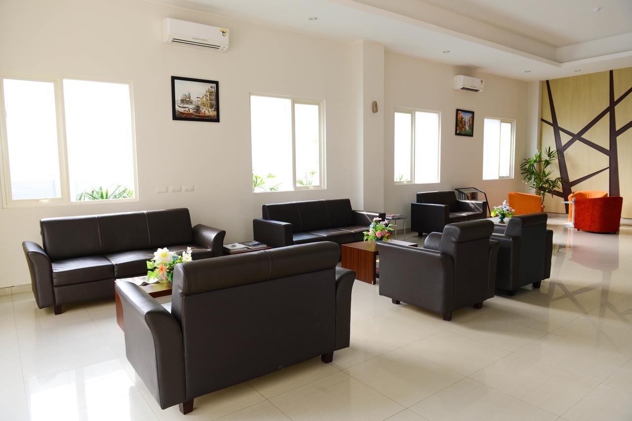 Midtown Xpress Sampit - Kalimantan Tengah Extérieur photo